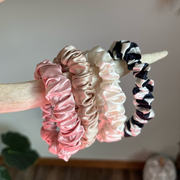Slip Silk scrunchie set - Picture 6 of 7